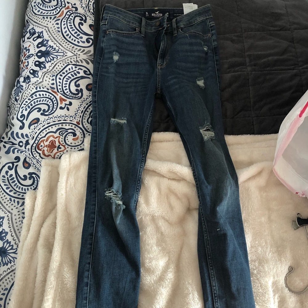 Hollister jeans